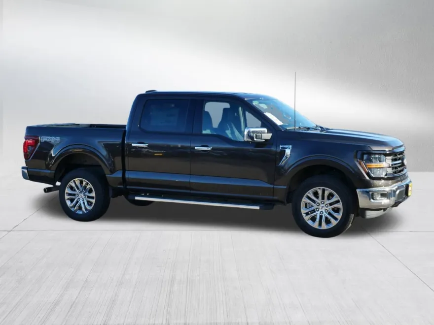 2024 Ford F-150 XLT photo 1