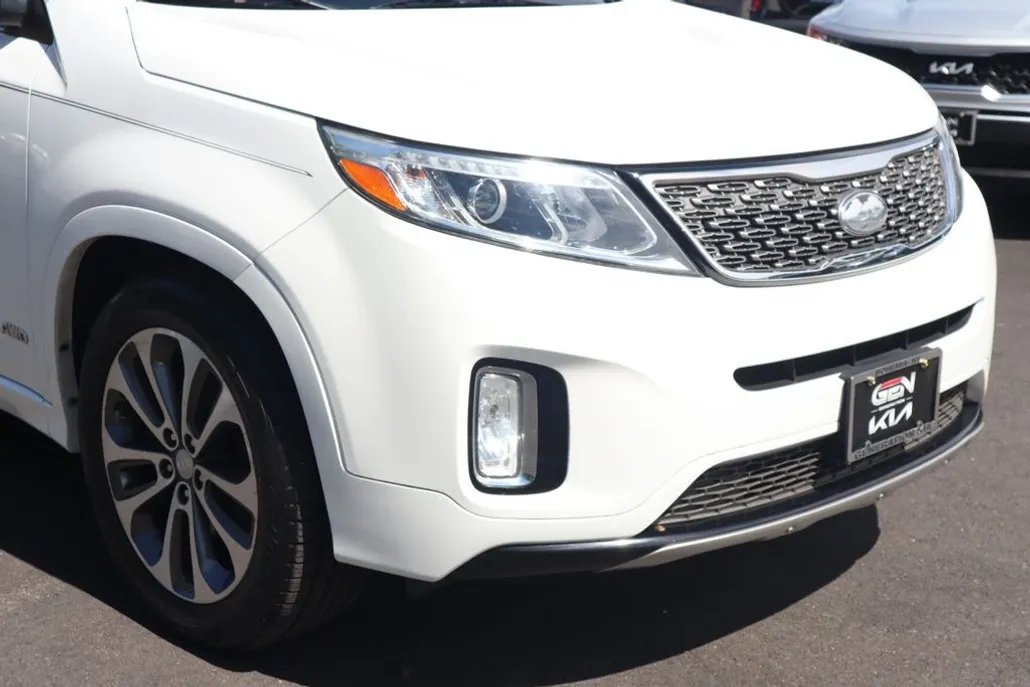 2014 Kia Sorento SX photo 1