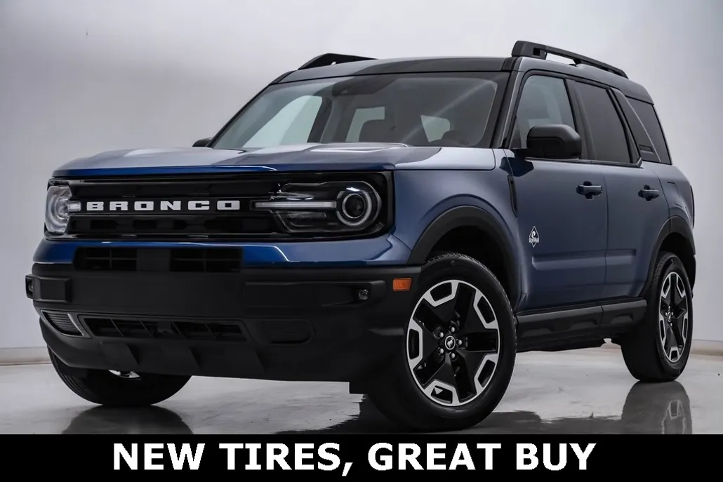 2024 Ford Bronco Sport Outer Banks photo 1