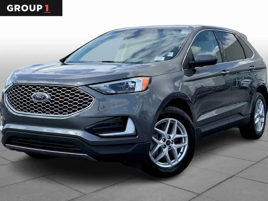 2023 Ford Edge SEL photo 1