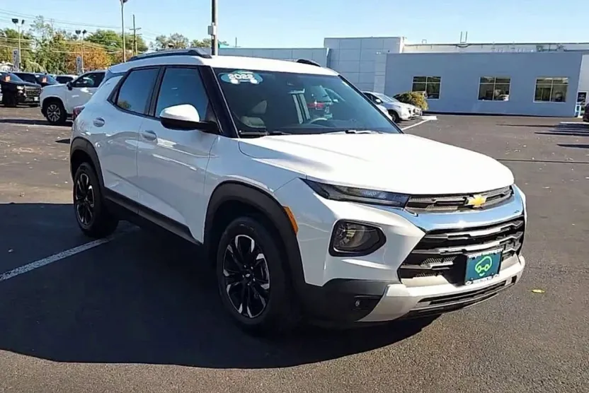 2022 Chevrolet Trailblazer LT photo 1