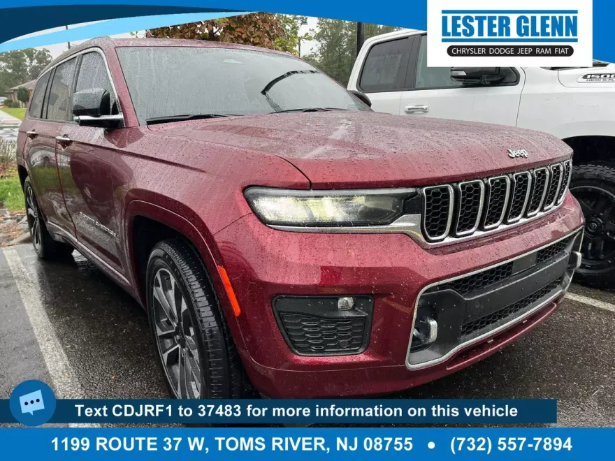 2023 Jeep Grand Cherokee Overland photo 1