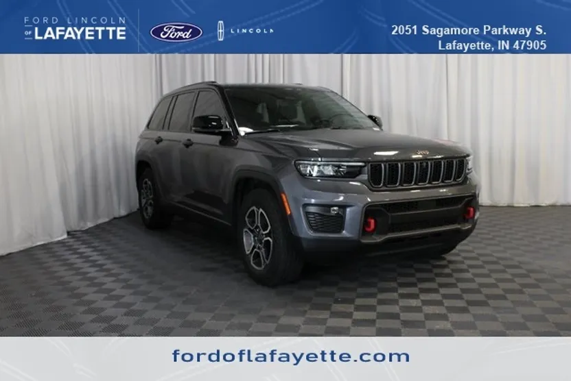 2022 Jeep Grand Cherokee Trailhawk photo 1