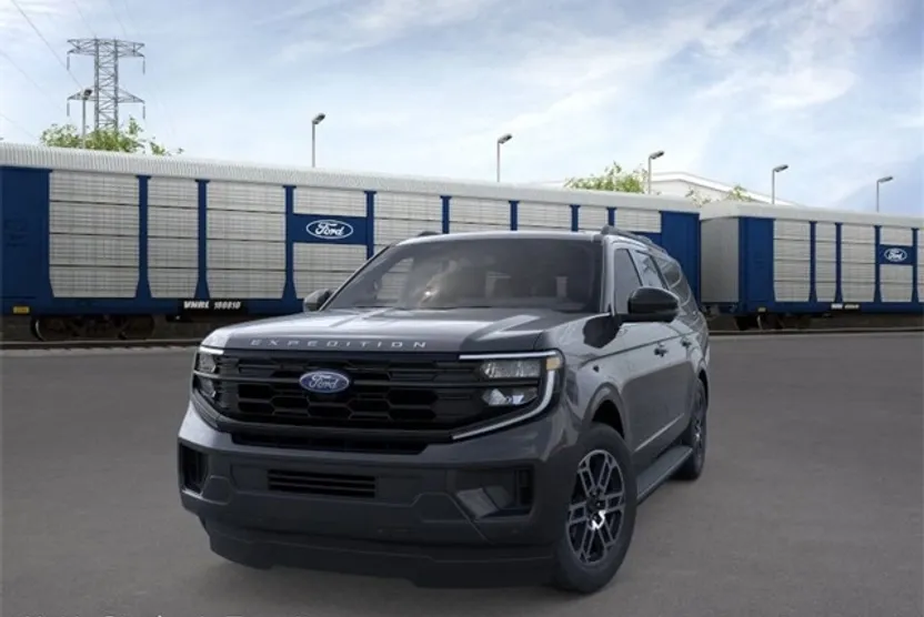 2025 Ford Expedition MAX photo 1