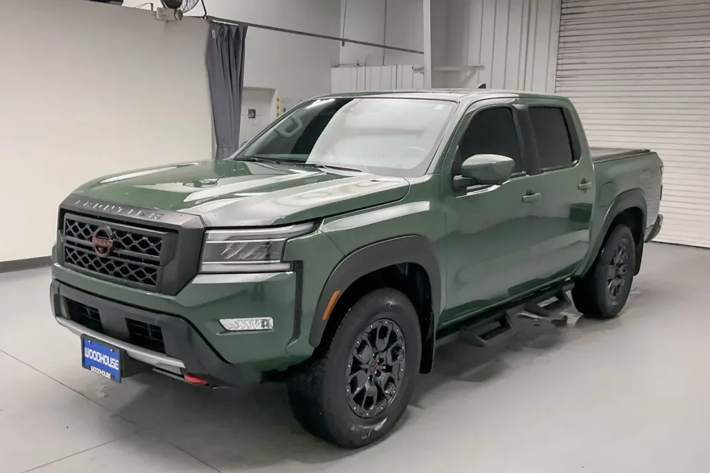 2023 Nissan Frontier PRO-4X photo 1