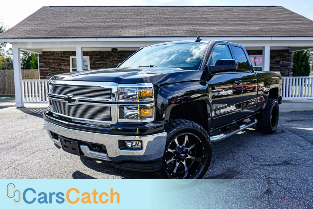 2015 Chevrolet Silverado 1500 LT photo 1