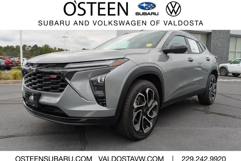 2024 Chevrolet Trax photo 1