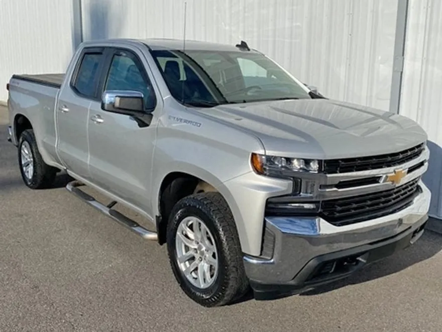 2019 Chevrolet Silverado 1500 LT photo 1