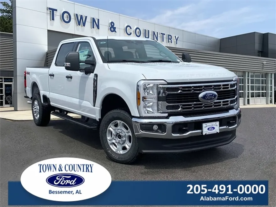 2025 Ford F-350 photo 1