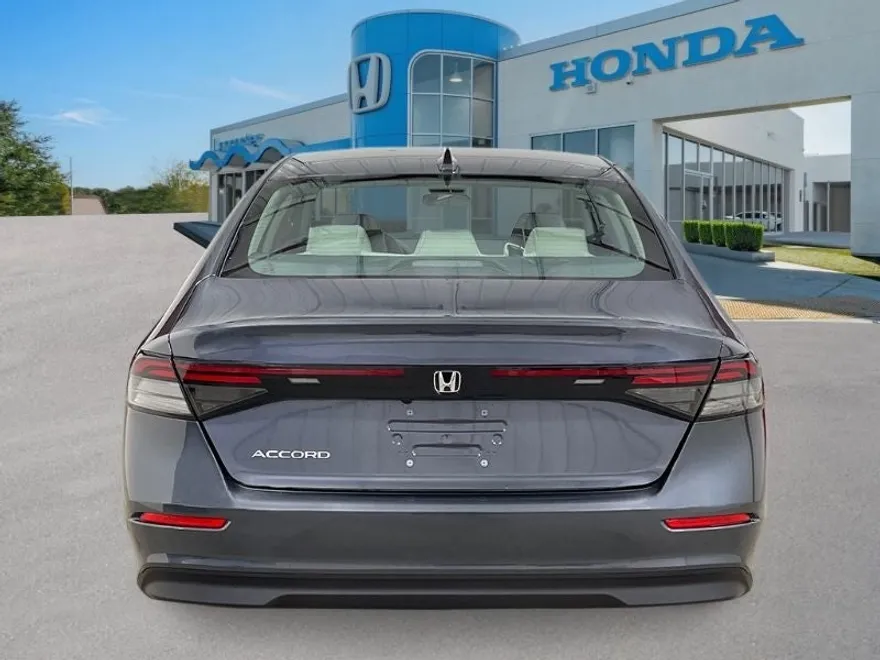 2025 Honda Accord LX photo 1