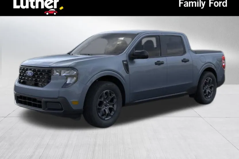 2025 Ford Maverick XLT photo 1