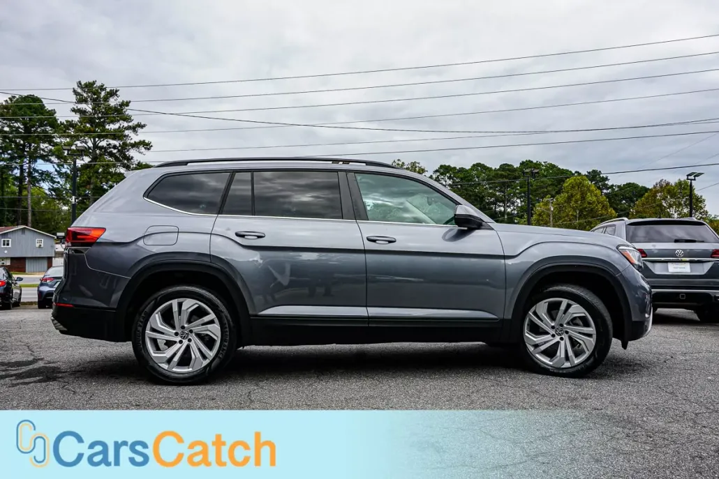 2022 Volkswagen Atlas SE Technology photo 1