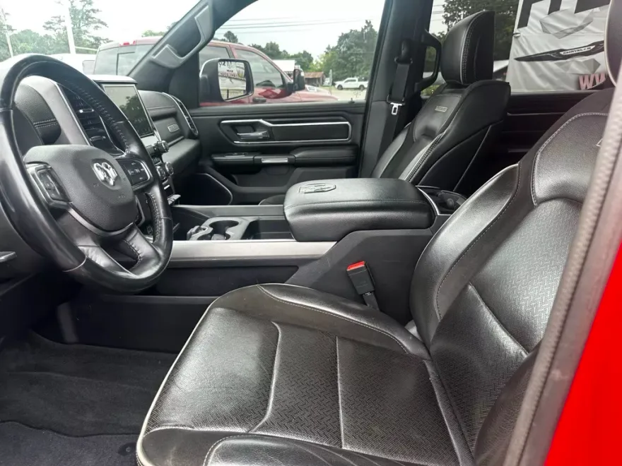 2023 Ram 1500 Laramie photo 1