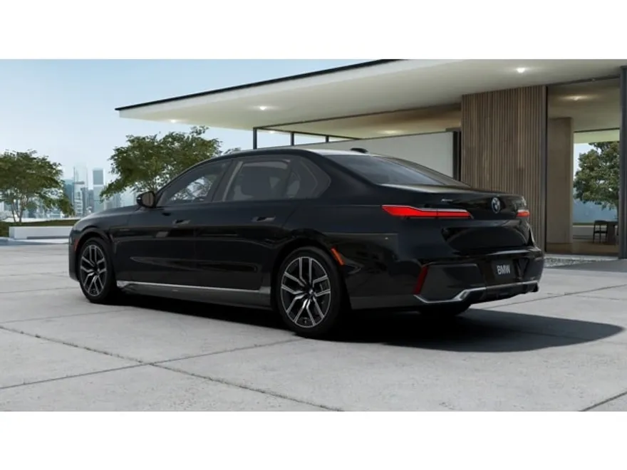 2026 Bmw 750e photo 1