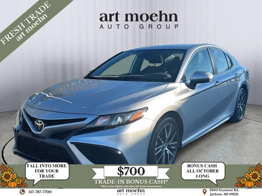 2024 Toyota Camry SE photo 1