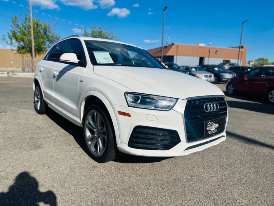2018 Audi Q3 Premium photo 1