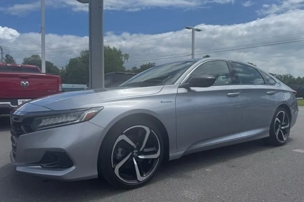 2022 Honda Accord Hybrid Sport photo 1