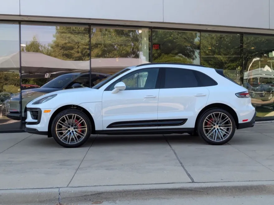 2026 Porsche Macan S photo 1