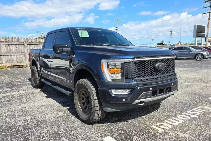 2022 Ford F-150 Lariat photo 1