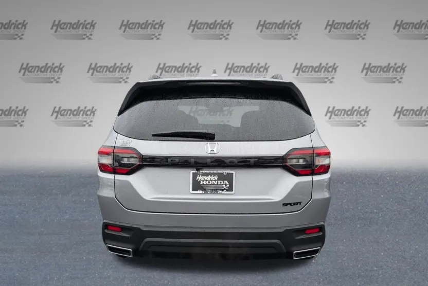 2025 Honda Pilot Sport photo 1