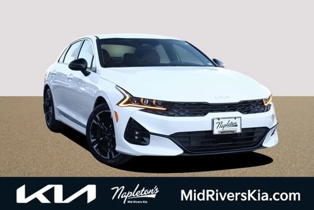 2024 Kia K5 GT-Line photo 1