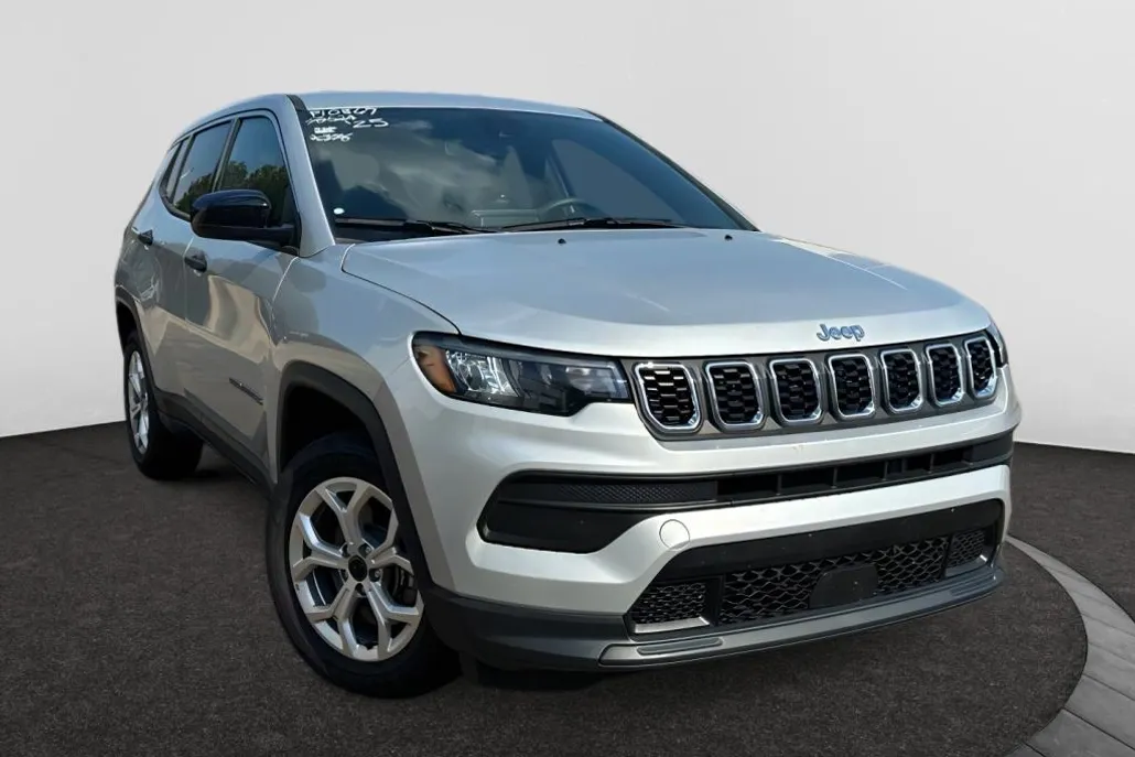 2025 Jeep Compass Sport photo 1