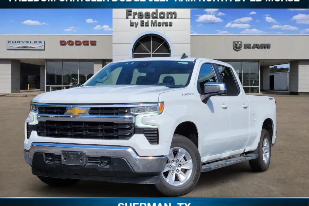 2024 Chevrolet Silverado 1500 LT photo 1