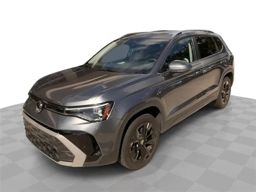 2025 Volkswagen Taos SE photo 1