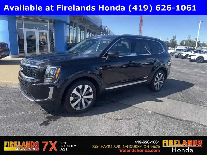 2022 Kia Telluride S photo 1