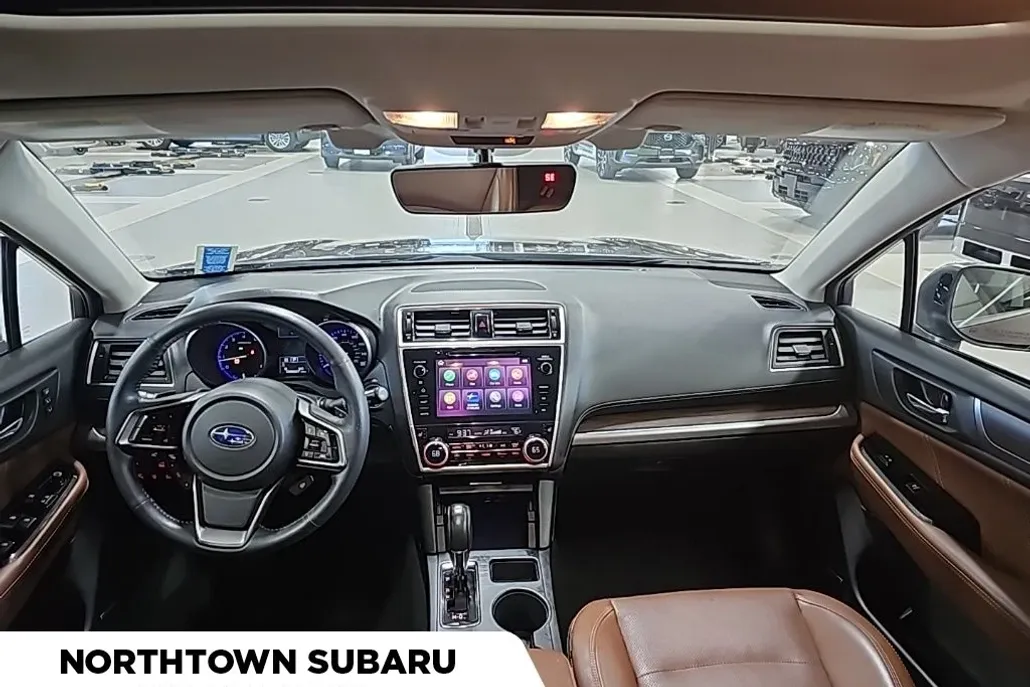 2019 Subaru Outback 3.6R Touring photo 1