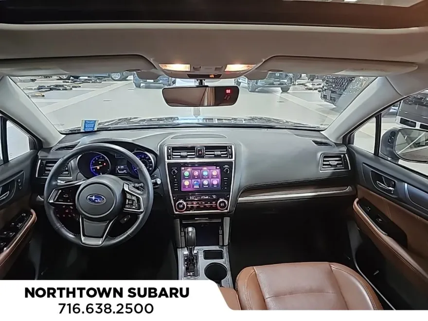 2019 Subaru Outback 3.6R Touring photo 1
