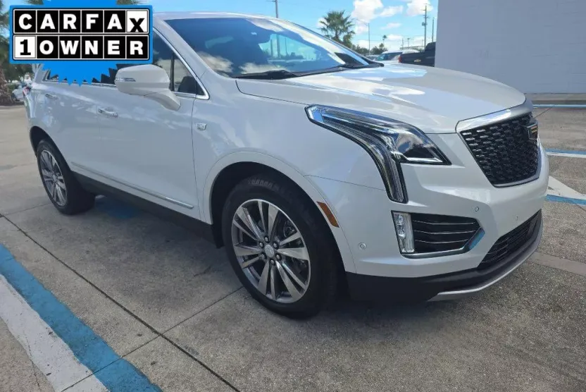 2021 Cadillac XT5 Premium Luxury photo 1