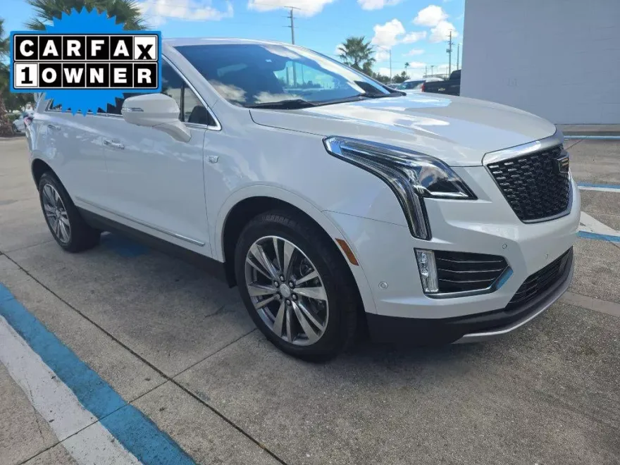 2021 Cadillac XT5 Premium Luxury photo 1