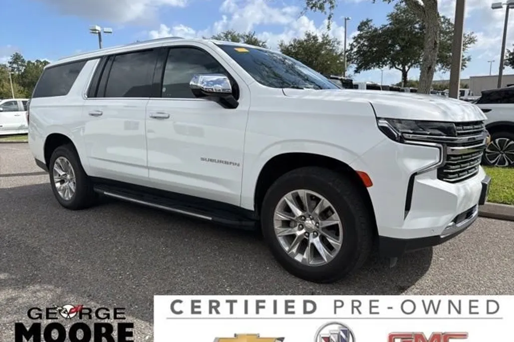 2023 Chevrolet Suburban Premier photo 1