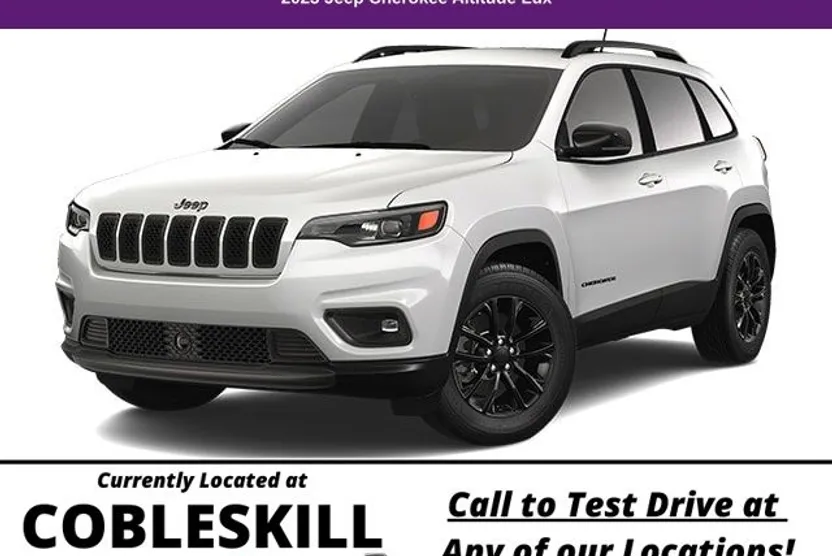 2023 Jeep Cherokee Altitude Lux photo 1