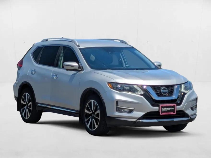 2019 Nissan Rogue SL photo 1