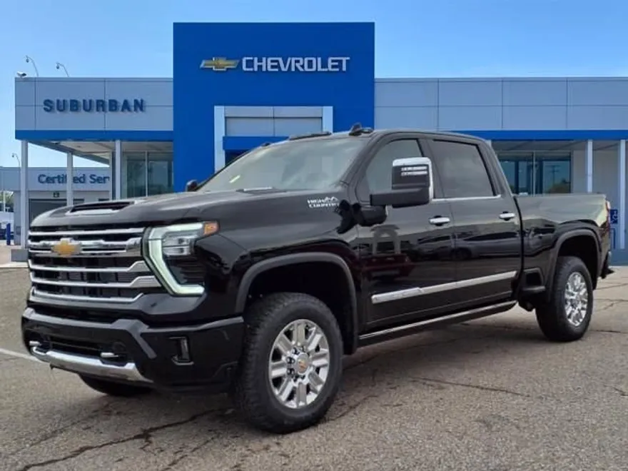 2025 Chevrolet Silverado 2500HD High Country photo 1