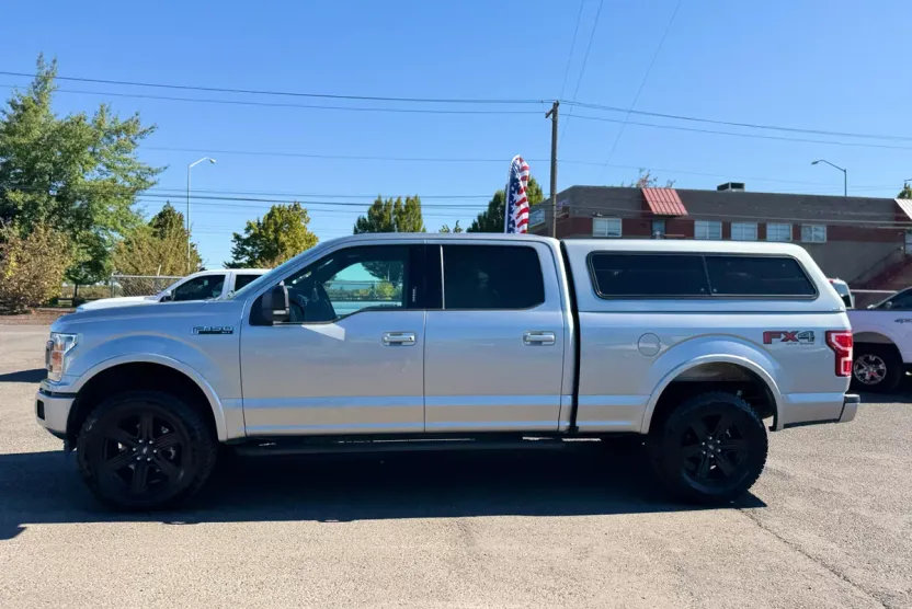2020 Ford F-150 XLT photo 1