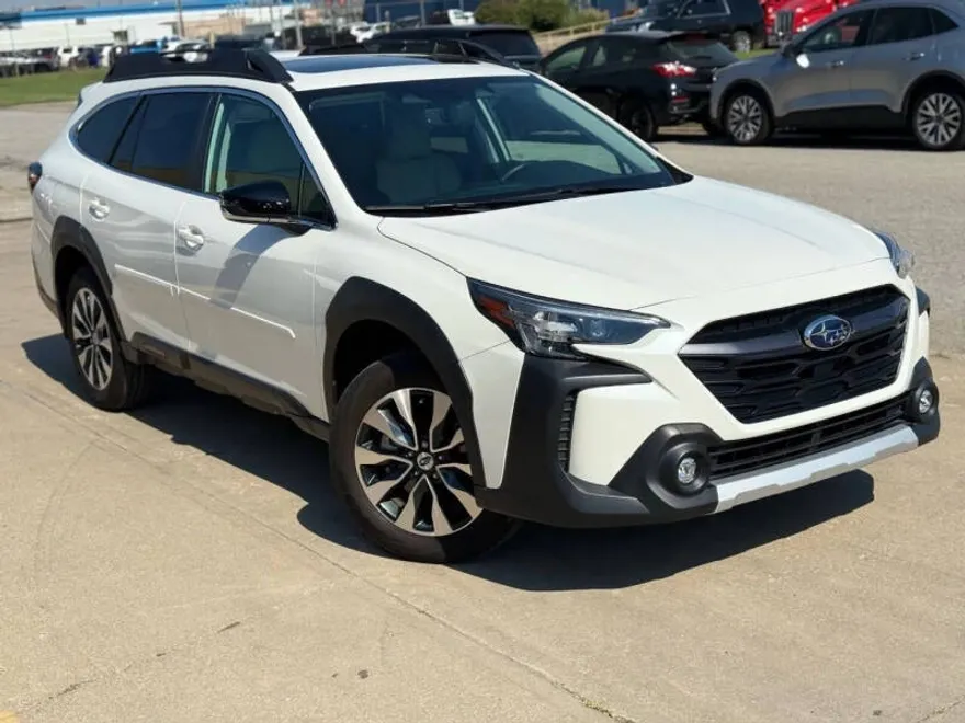 2024 Subaru Outback Limited photo 1