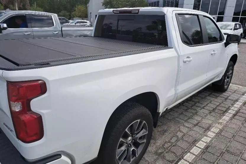 2023 Chevrolet Silverado RST photo 1