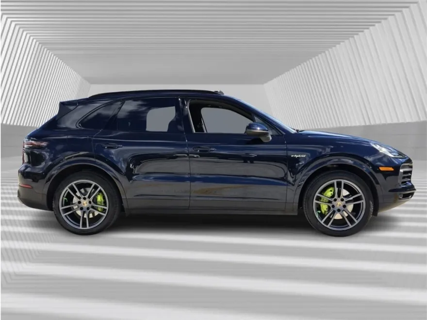 2019 Porsche Cayenne E-Hybrid Base photo 1