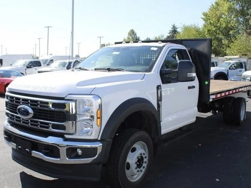 2024 Ford F-550 XL photo 1
