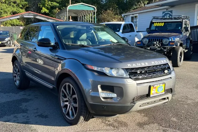 2015 Land Rover Range Rover Evoque Pure Plus photo 1