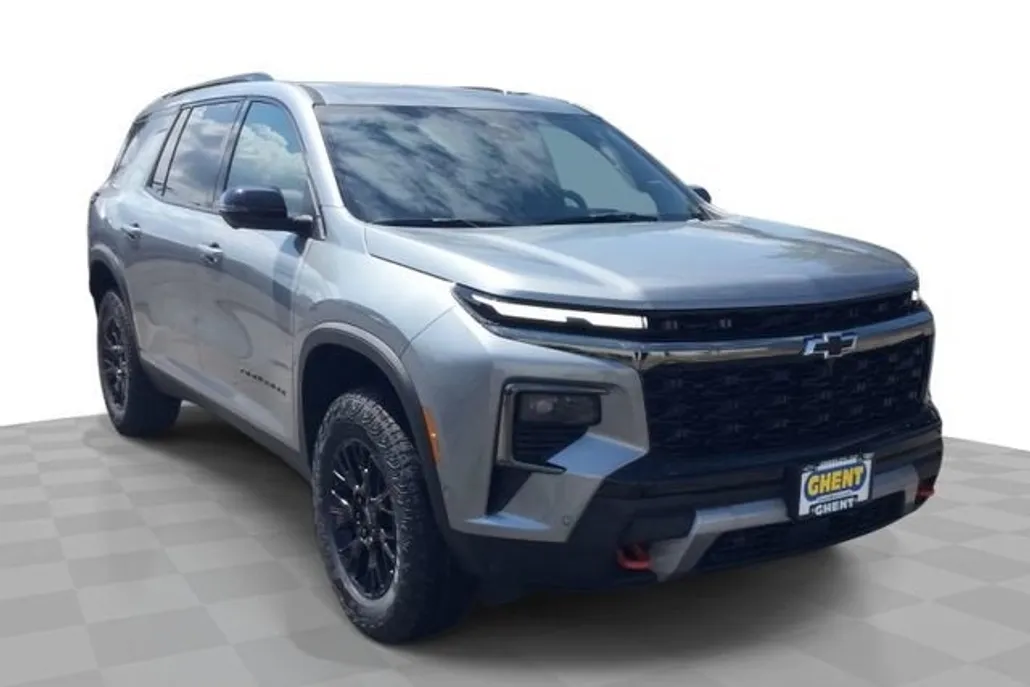 2026 Chevrolet Traverse Z71 photo 1