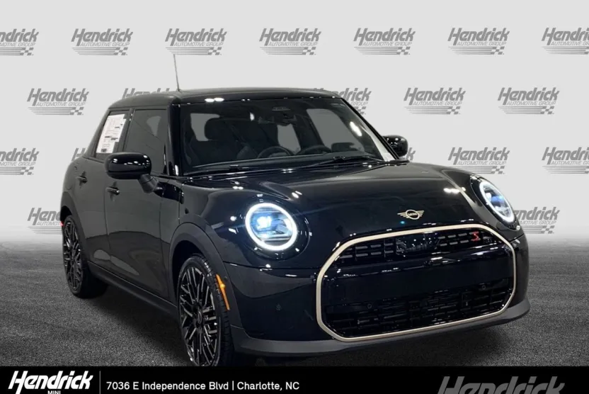 2026 Mini Cooper S Iconic photo 1