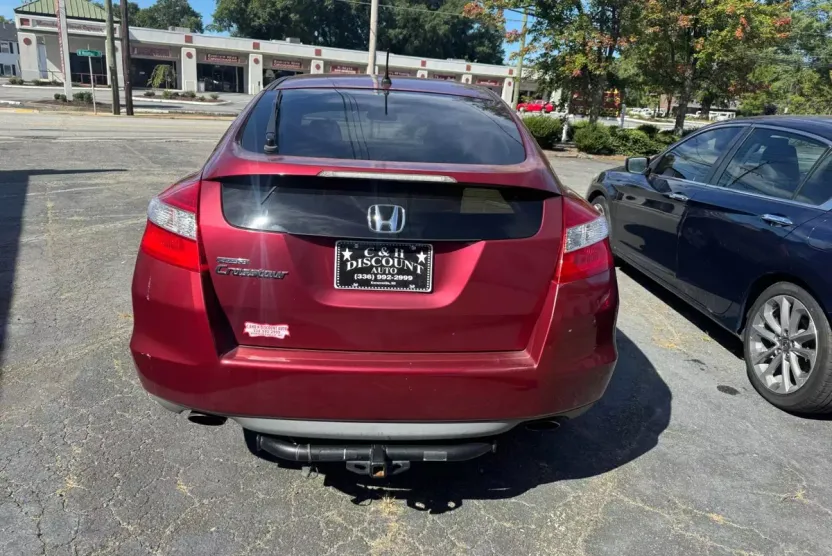 2010 Honda Crosstour EX photo 1