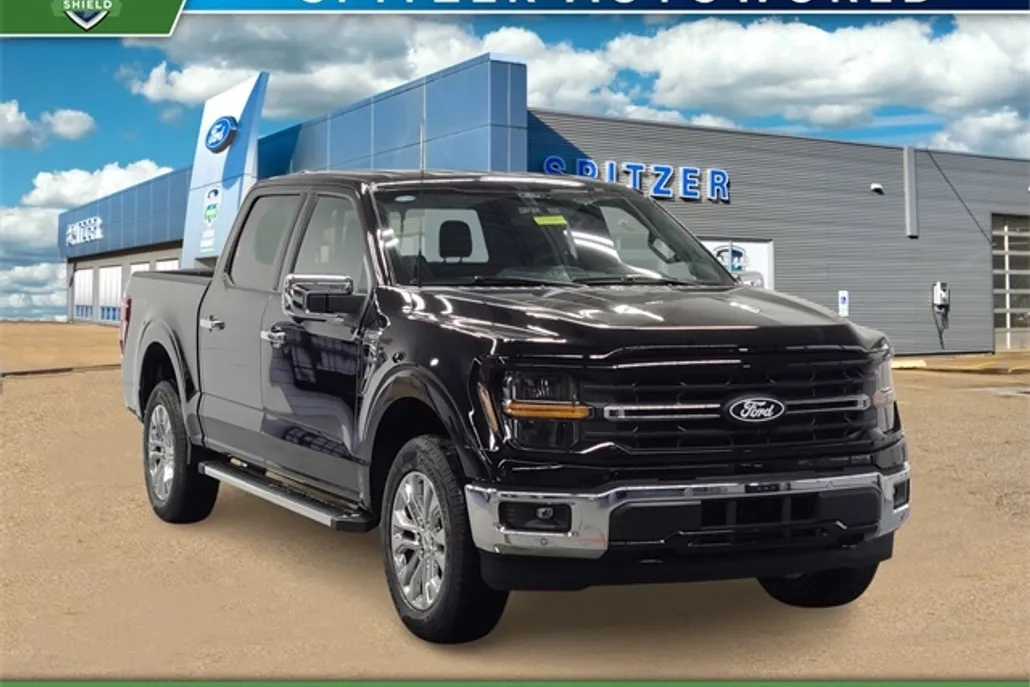 2025 Ford F-150 XLT photo 1