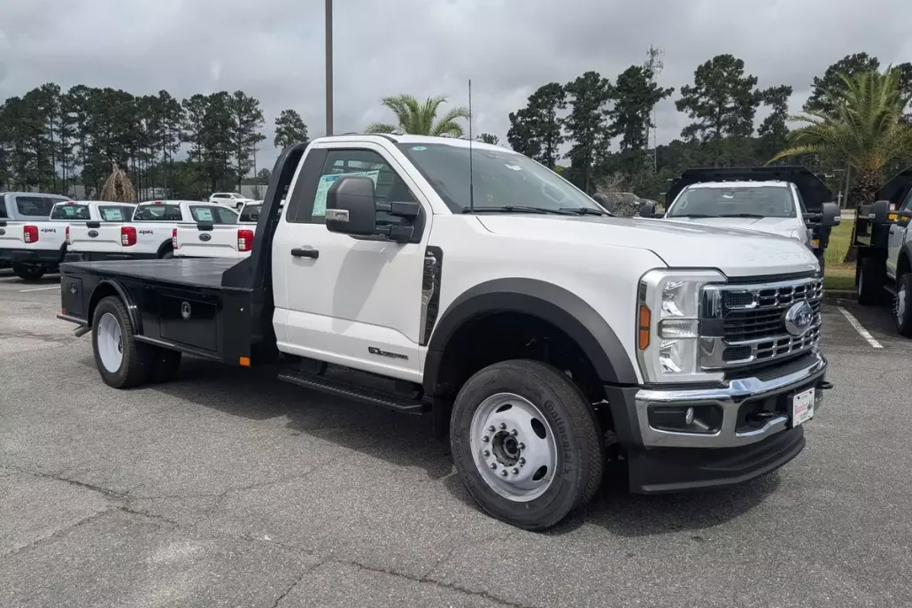 2024 Ford F-550 XL photo 1