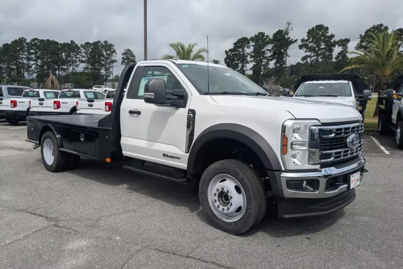 2024 Ford F-550 XL photo 1