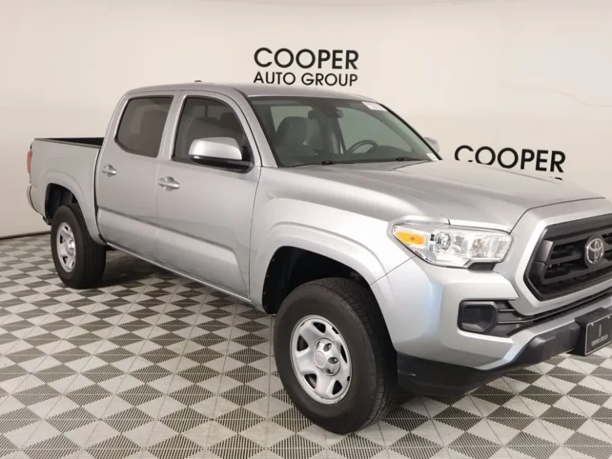2023 Toyota Tacoma SR V6 photo 1